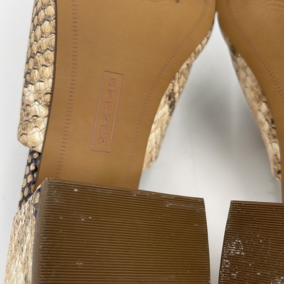 Steve Madden Follow Snake Print Pointed Toe Mules - Picture 9 of 9